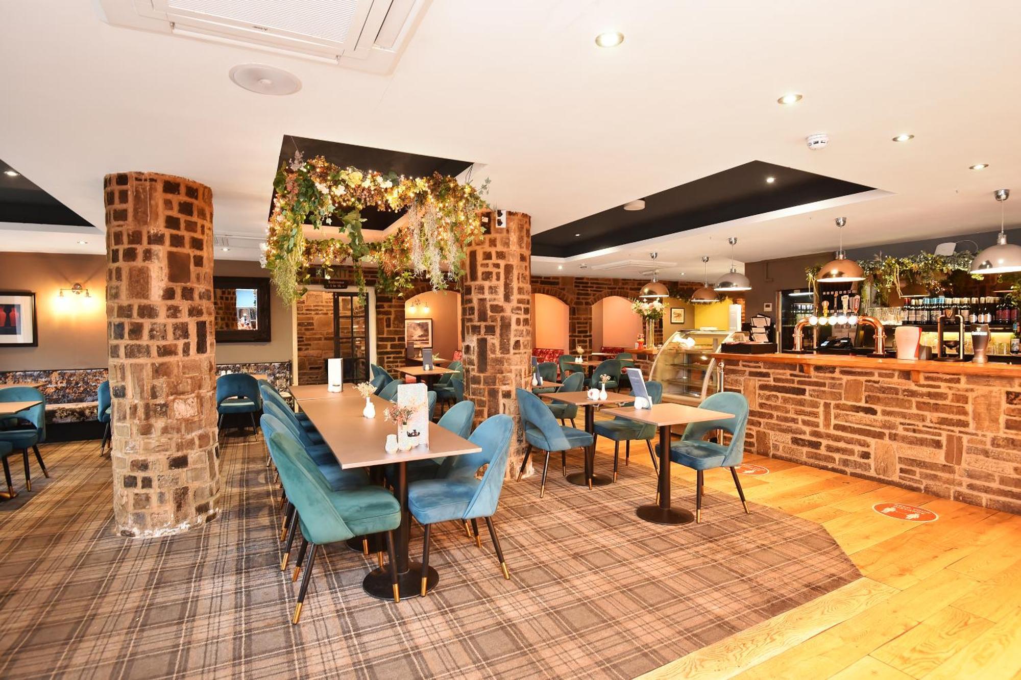 Chequers Inn Χαρογκέιτ Εξωτερικό φωτογραφία